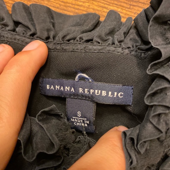 Bannana republic black top - Picture 7 of 8